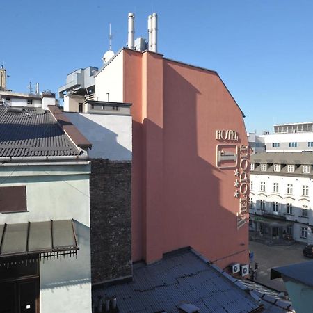 Old Town Sky Apartment Краков Экстерьер фото
