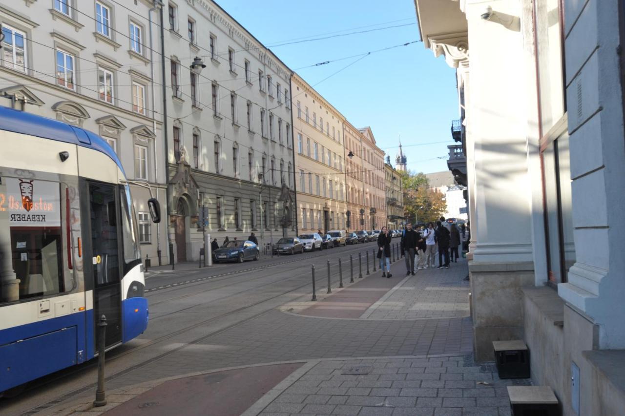 Old Town Sky Apartment Краков Экстерьер фото